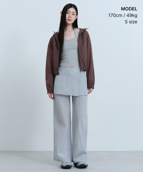 MUSINSA STANDARD WOMAN（ムシンサスタンダードウーマン）の「ウィメンズシアーフードパーカージャケット[スモークピンク]（ナイロンジャケット・レディース・その他・SMALL/MEDIUM/LARGE）」の5枚目の写真