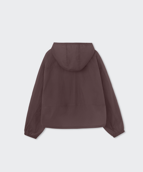 MUSINSA STANDARD WOMAN（ムシンサスタンダードウーマン）の「ウィメンズシアーフードパーカージャケット[スモークピンク]（ナイロンジャケット・レディース・その他・SMALL/MEDIUM/LARGE）」の2枚目の写真
