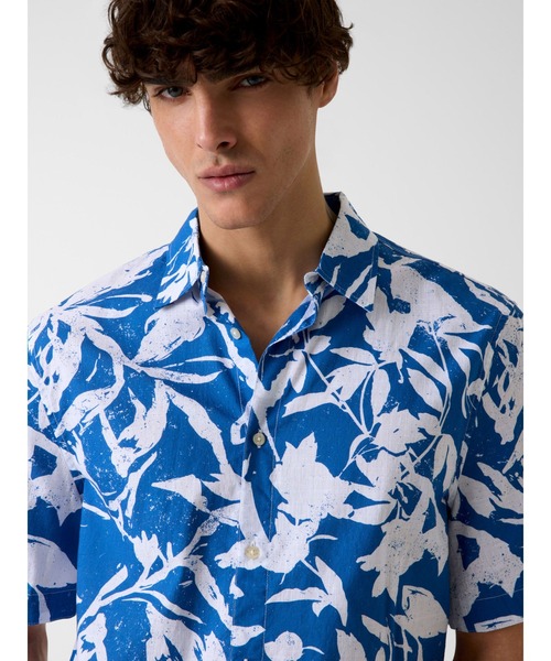 Guess(ゲス)の「ALL Over Print Shirt シャツ 柄シャツ(シャツ/ブラウス・メンズ・ブルー系その他/マルチ・SMALL/MEDIUM/LARGE/X-LARGE/XX-LARGE)」の4枚目の写真