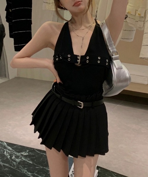 lilful(リルフル)の「【26年春夏新作】ベルトチョーカーホルターネッククロップドトップス(Tシャツ/カットソー・レディース・ブラック・F)」の7枚目の写真