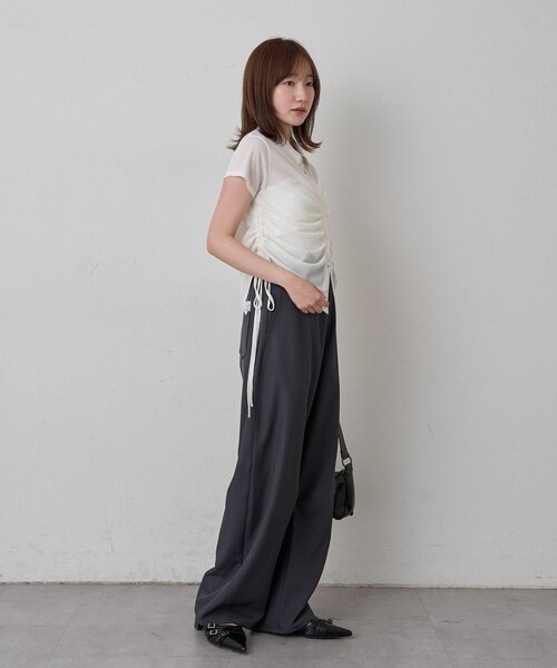 mline（エムライン）の「[mline]襟付き ギャザーカットソー（Tシャツ/カットソー・レディース・オフホワイト/ブルー/グレー/ネイビー・FREE）」の17枚目の写真