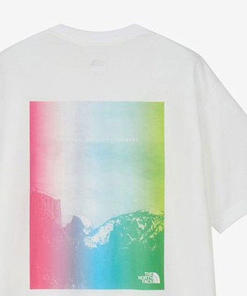 THE NORTH FACE(ザノースフェイス)の「<THE NORTH FACE>ショートスリーブ テクニカル アウトドア Tシャツ(Tシャツ/カットソー・メンズ・ホワイト/ブラック・M/L/XL)」の1枚目の写真