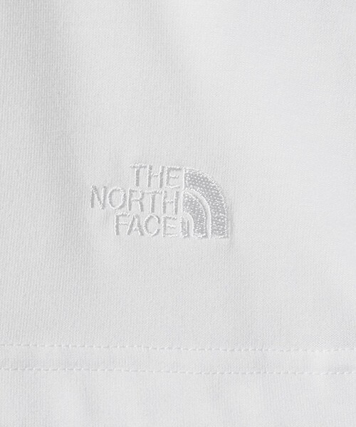 THE NORTH FACE(ザノースフェイス)の「<THE NORTH FACE>ショートスリーブ テクニカル アウトドア Tシャツ(Tシャツ/カットソー・メンズ・ホワイト/ブラック・M/L/XL)」の7枚目の写真
