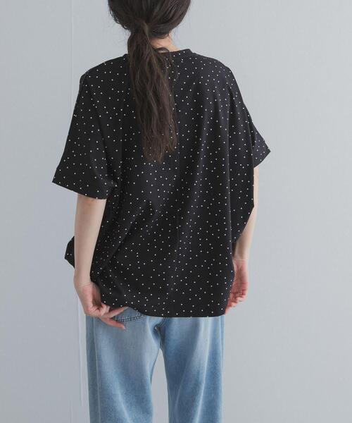 URBAN RESEARCH DOORS（アーバンリサーチドアーズ）の「ドットシルケットプルオーバー（Tシャツ/カットソー・レディース・ナチュラル/ネイビー/ブラック・FREE）」の8枚目の写真