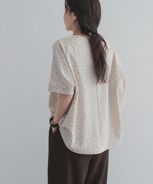 URBAN RESEARCH DOORS（アーバンリサーチドアーズ）の「ドットシルケットプルオーバー（Tシャツ/カットソー・レディース・ナチュラル/ネイビー/ブラック・FREE）」の15枚目の写真