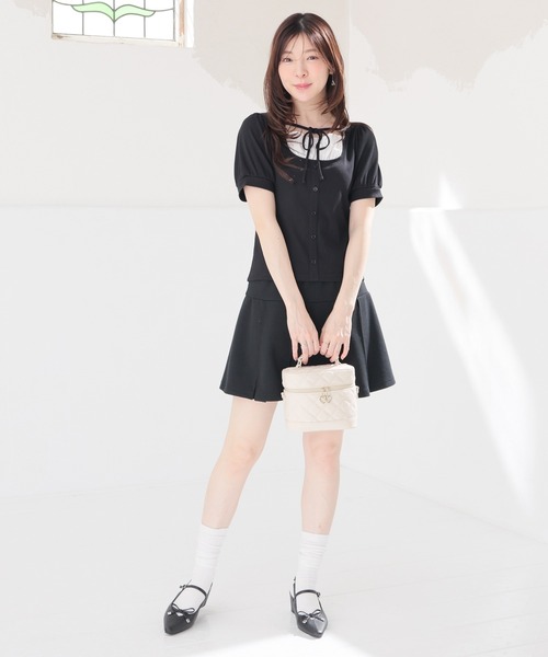 Honeys(ハニーズ)の「レイヤード風トップス(Tシャツ/カットソー・レディース・レッド/ヘザーチャコール/ブラック・L/M/S)」の4枚目の写真