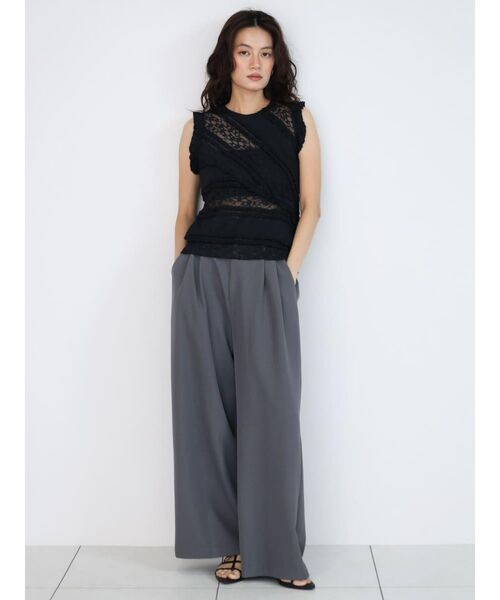 FIKA.(フィーカ)の「Lace panel frill blouse(シャツ/ブラウス・レディース・オフホワイト/ブラック・MEDIUM)」の13枚目の写真