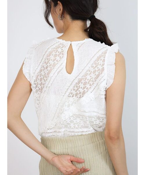 FIKA.(フィーカ)の「Lace panel frill blouse(シャツ/ブラウス・レディース・オフホワイト/ブラック・MEDIUM)」の16枚目の写真