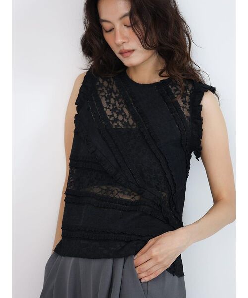 FIKA.(フィーカ)の「Lace panel frill blouse(シャツ/ブラウス・レディース・オフホワイト/ブラック・MEDIUM)」の2枚目の写真