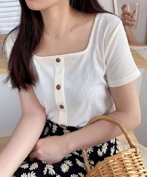 NANEA(ナネア)の「スクエアネック半袖プルオーバー(Tシャツ/カットソー・レディース・ブルー/ピンク/ブラック/ホワイト・フリー)」の11枚目の写真
