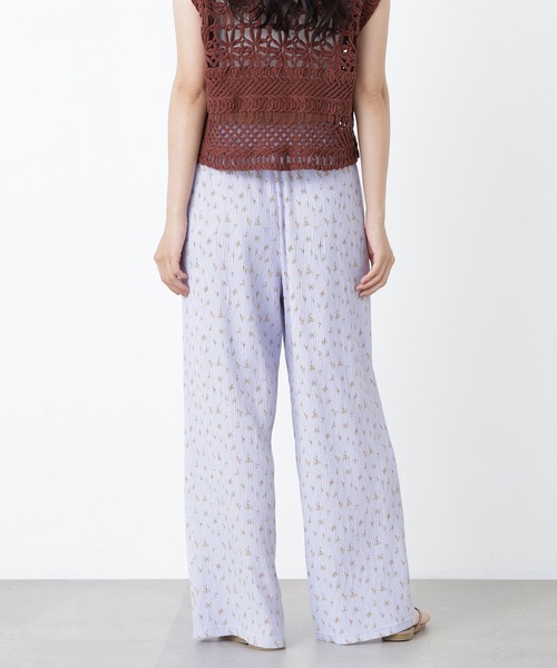 N.(N. Natural Beauty Basic)(エヌエヌナチュラルビューティーベーシック)の「フラワープリントイージーパンツ(その他パンツ・レディース・パープル系その他/ブラック系その他2・フリ-)」の16枚目の写真