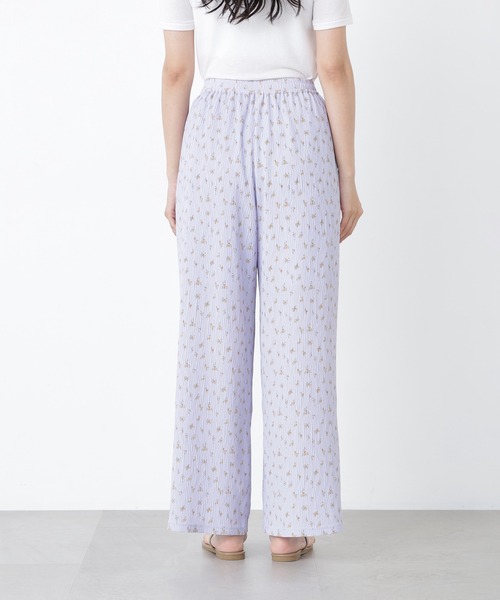 N.(N. Natural Beauty Basic)(エヌエヌナチュラルビューティーベーシック)の「フラワープリントイージーパンツ(その他パンツ・レディース・パープル系その他/ブラック系その他2・フリ-)」の22枚目の写真