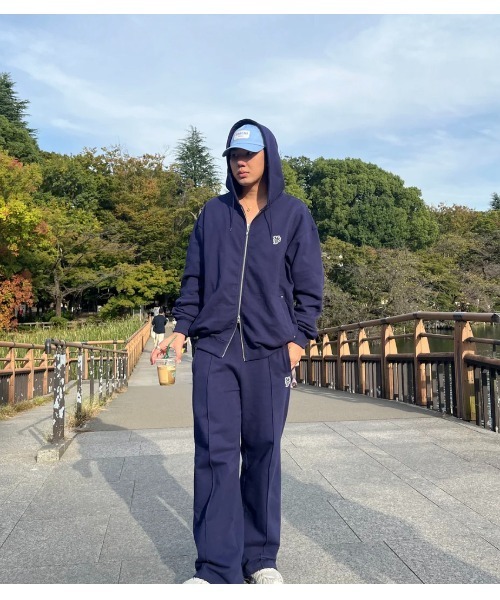My sugar Babe（マイシュガーベイブ）の「2way Tuck Sweat pants（スウェットパンツ・メンズ・チャコール/レッド・LARGE/MEDIUM）」の7枚目の写真