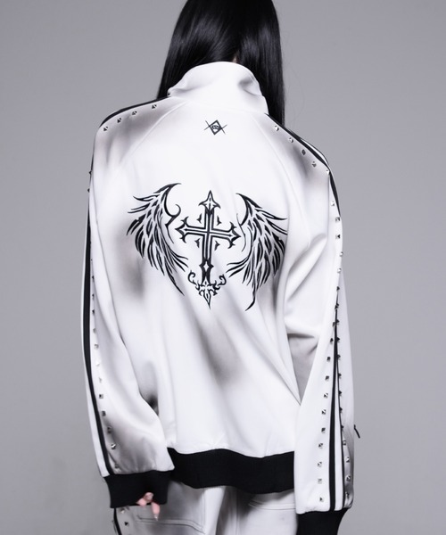 REFLEM(レフレム)の「『REFLEM/レフレム』スプレー加工スタッズライントラックジャージ(ジャージ・レディース・ホワイト/ブラック/グレー・FREE)」の2枚目の写真