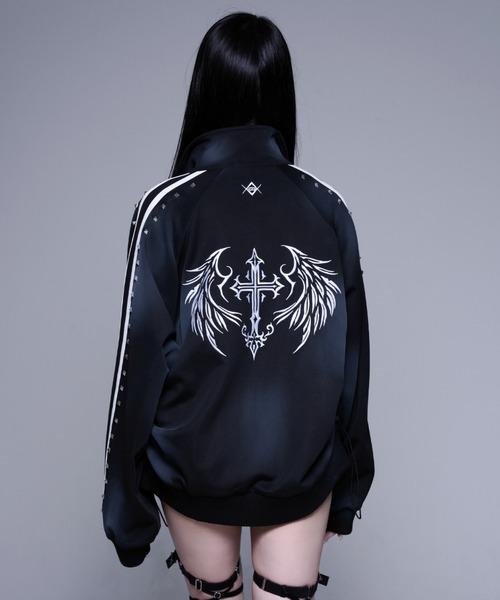 REFLEM(レフレム)の「『REFLEM/レフレム』スプレー加工スタッズライントラックジャージ(ジャージ・レディース・ホワイト/ブラック/グレー・FREE)」の6枚目の写真
