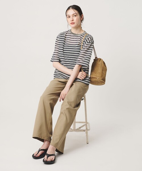 BEAUTY&YOUTH UNITED ARROWS（ビューティーアンドユースユナイテッドアローズ）の「コットンポリエステル シアーボーダー Tシャツ（Tシャツ/カットソー・レディース・オフホワイト/ダークブラウン/ライラック・FREE）」の6枚目の写真