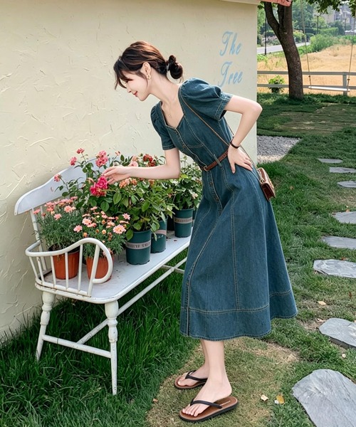 FAVORITO(ファヴォリート)の「デニムスクエアネックラインワンピース(ワンピース・レディース・ブルー・S/M/L/XL)」の5枚目の写真