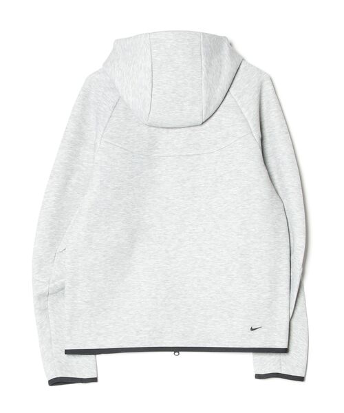 NIKE(ナイキ)の「NIKE TECH FLEECE WR FULL ZIP L/S HOODIE HV0950(パーカー・メンズ・グレー/ブラック・L/M)」の3枚目の写真