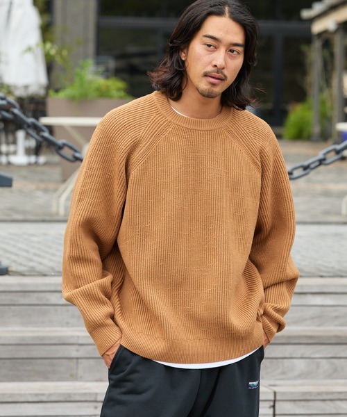 THE CRAFT CREW PRODUCTS（ザクラフトクループロダクツ）の「マルチファンクショナル オーバーサイズ ラグラン クルーネック リブニット / ウォッシャブル・アンチピリング・帯電防止【THE CRAFT CREW PRODUCTS】（ニット/セーター・メンズ・ブラック/プラム/アイボリー/杢グレー/ダークオリーブ/キャメル/ネイビー/チャコール/ブラウン系・S/M/L）」の22枚目の写真