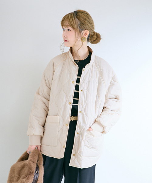B.C STOCK（ベーセーストック）の「《追加4》ウォッシャブル / キルティングリバーシブルブルゾン（その他アウター・レディース・ブラック/カーキ/アイボリー・FREE）」の2枚目の写真