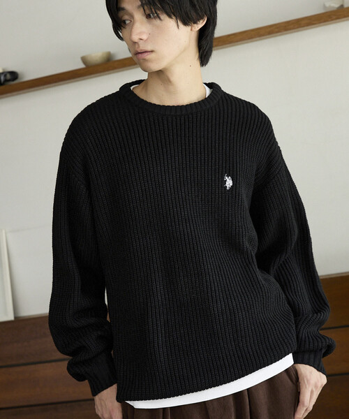 U.S. POLO ASSN.(ユーエスポロアッスン)の「U.S. POLO ASSN. × PUBLUX/ユーエスポロアッスン 別注 ワンポイント 刺繍 畦編み クルーネック ニット プルオーバー 限定展開(ニット/セーター・メンズ・グレー/ブラック/ネイビー/サックスブルー・LARGE/MEDIUM/SMALL)」の2枚目の写真