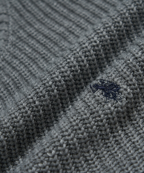U.S. POLO ASSN.(ユーエスポロアッスン)の「U.S. POLO ASSN. × PUBLUX/ユーエスポロアッスン 別注 ワンポイント 刺繍 畦編み クルーネック ニット プルオーバー 限定展開(ニット/セーター・メンズ・グレー/ブラック/ネイビー/サックスブルー・LARGE/MEDIUM/SMALL)」の12枚目の写真