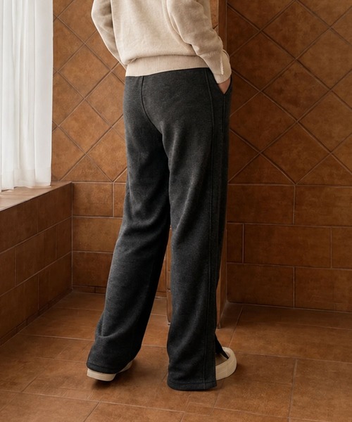 aimoha(アイモハ)の「aimoha/スリット入り裏起毛パンツ(その他パンツ・レディース・ライトグレー/アイボリー/ブラック・X-LARGE/LARGE)」の9枚目の写真