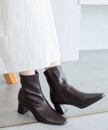 《WEB限定》スクエアトゥ裏起毛ストレッチブーツ