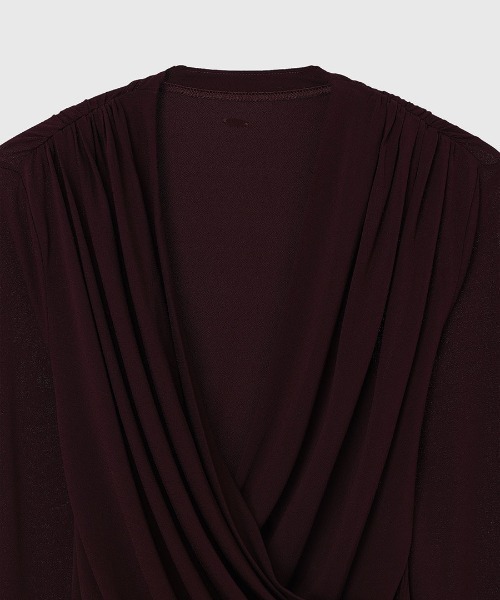 anuans(アニュアンス)の「カシュクールテクスチャーカットトップス(シャツ/ブラウス・レディース・ベージュ/バーガンディー/ブラック・FREE)」の19枚目の写真