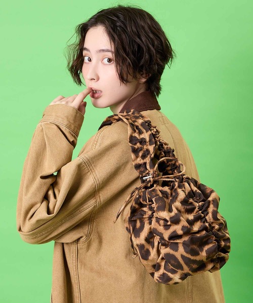 CONTROL FREAK / CTFK(コントロールフリーク)の「CONTROL FREAK(コントロールフリーク)ギャザーBONBONバッグ(ショルダーバッグ・レディース・シルバー/レオパード/ブラック・FREE)」の1枚目の写真