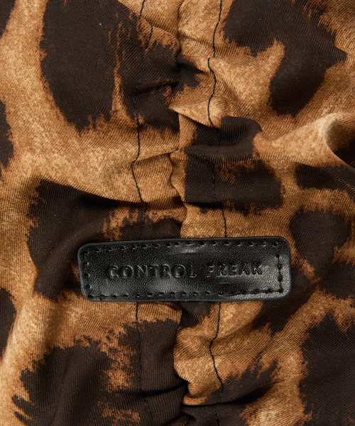 CONTROL FREAK / CTFK(コントロールフリーク)の「CONTROL FREAK(コントロールフリーク)ギャザーBONBONバッグ(ショルダーバッグ・レディース・シルバー/レオパード/ブラック・FREE)」の6枚目の写真