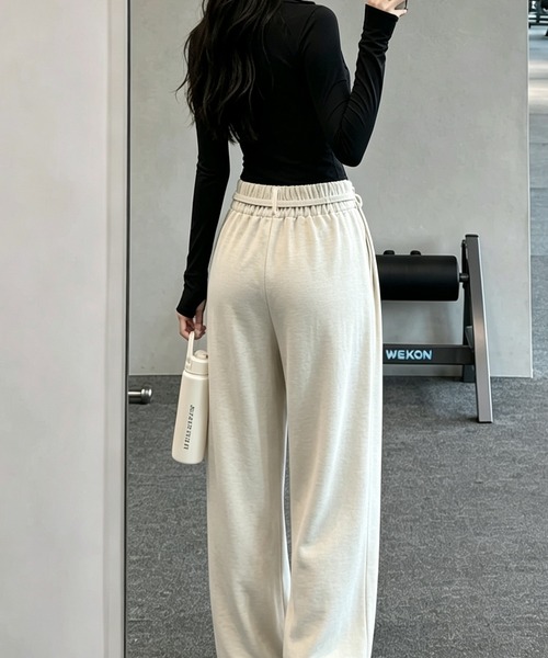BLoomMe(ブルームミー)の「落ち感のあるワイドシルエットが大人らしいウエストデザインパンツ(スラックス・レディース・ベージュ/ダークグレー/オフホワイト/ブラウン/ブラック・M)」の20枚目の写真