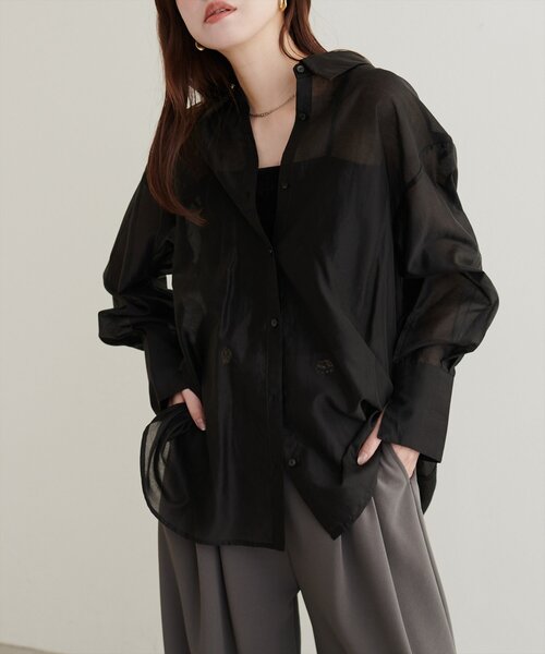 natural couture(ナチュラルクチュール)の「【sherbet line】接触冷感バックフリルシアーシャツ(シャツ/ブラウス・レディース・オフホワイト/ライトベージュ/ピンク/ブラック/ブラウン・FREE)」の10枚目の写真