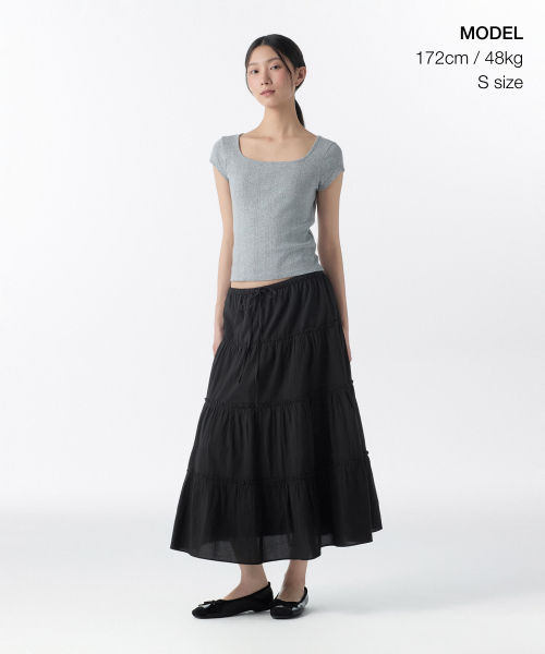 MUSINSA STANDARD WOMAN（ムシンサスタンダードウーマン）の「ウィメンズコットンティアードロングスカート[ブラック]（スカート・レディース・その他・X-SMALL/S/M/L）」の2枚目の写真