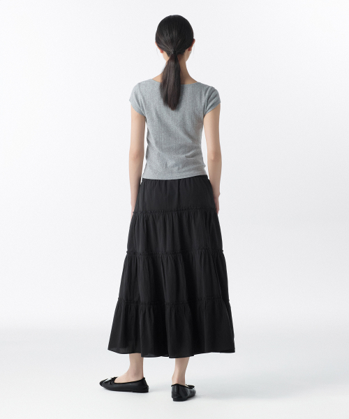 MUSINSA STANDARD WOMAN（ムシンサスタンダードウーマン）の「ウィメンズコットンティアードロングスカート[ブラック]（スカート・レディース・その他・X-SMALL/S/M/L）」の3枚目の写真