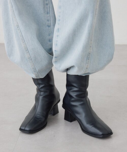 mystic(ミスティック)の「スクエアトゥショートブーツ(ブーツ・レディース・ブラウン/ブラック・SMALL/LARGE/MEDIUM)」の1枚目の写真