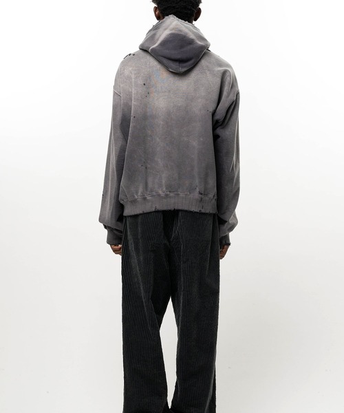 Maison MIHARA YASUHIRO(メゾンミハラヤスヒロ)の「【MIHARAYASUHIRO】SUN FADED SWEAT HOODIE(パーカー・メンズ・ブラック/タン・44/46/48)」の4枚目の写真