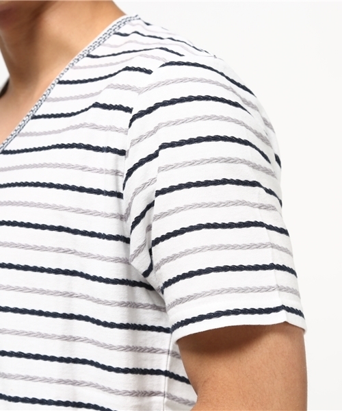 MEN'S BIGI(メンズビギ)の「マルチボーダーTシャツ/JAPAN MADE(日本製) (Tシャツ/カットソー・メンズ・ネイビー/ホワイト・M/L/S)」の6枚目の写真