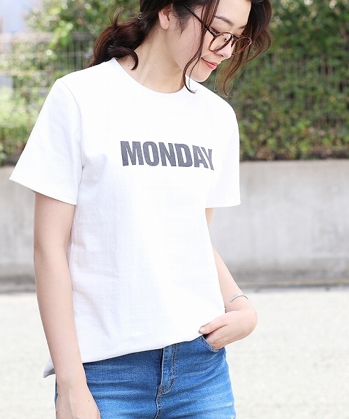 reca（レカ）の「weekly　ロゴTシャツ（Tシャツ/カットソー・レディース・ベージュ/オフホワイト/グレー/ブルー・FREE）」の16枚目の写真