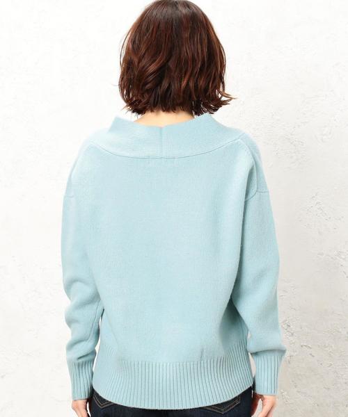 green label relaxing（グリーンレーベルリラクシング）の「KF Vネック キリカエ ニット ◆（ニット/セーター・レディース・ライトブルー/オフホワイト/モカ・FREE）」の4枚目の写真