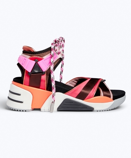 MARC JACOBS（マークジェイコブス）の「SPORT SANDAL/サムウェア