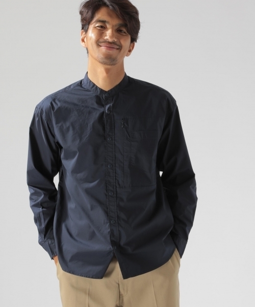 BAYFLOW（ベイフロー）の「コットンバンドカラー長袖シャツ（シャツ/ブラウス・メンズ・ホワイト/ベージュ/ネイビー・LARGE/SMALL/MEDIUM）」の2枚目の写真
