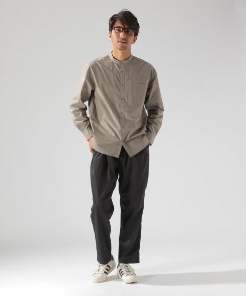 BAYFLOW（ベイフロー）の「コットンバンドカラー長袖シャツ（シャツ/ブラウス・メンズ・ホワイト/ベージュ/ネイビー・LARGE/SMALL/MEDIUM）」の5枚目の写真