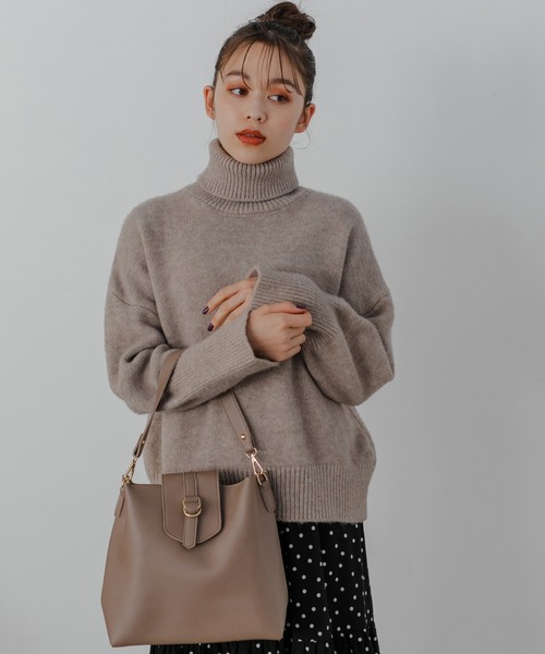 Edit Sheen（エディットシーン）の「ポーチ付きスクエア2wayバッグ（ショルダーバッグ・レディース・ブラック/モカ・FREE）」の2枚目の写真