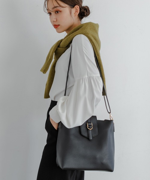 Edit Sheen（エディットシーン）の「ポーチ付きスクエア2wayバッグ（ショルダーバッグ・レディース・ブラック/モカ・FREE）」の17枚目の写真