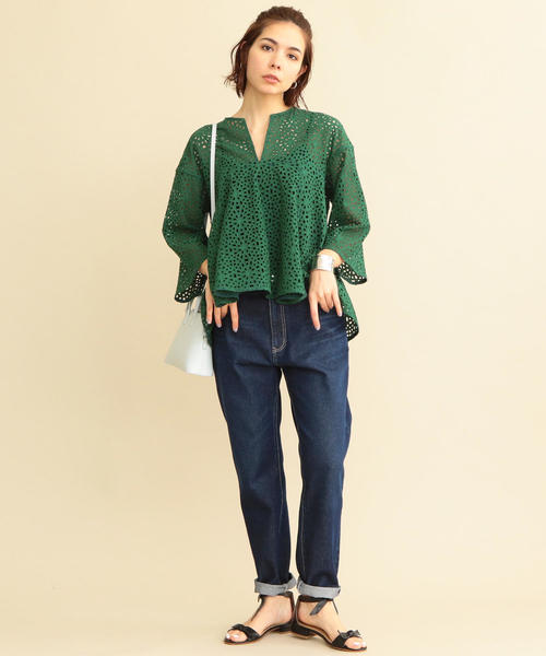 BEAUTY&YOUTH UNITED ARROWS(ビューティーアンドユースユナイテッドアローズ)の「【WEB限定】by ※∴デニムテーパードパンツ(デニムパンツ・レディース・オフホワイト/ネイビー・L/S/M)」の4枚目の写真