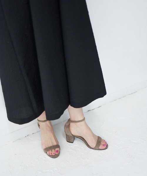 SESTO（セスト）の「6.5cmチャンキーヒールのワンストラップサンダル（サンダル・レディース・ネイビー/パイソン/アイボリー/ブラウン/パープル/レオパード/イエロー/シルバー/ブラック/グレイッシュベージュ・L/LL/SS/M/S/3L）」の21枚目の写真