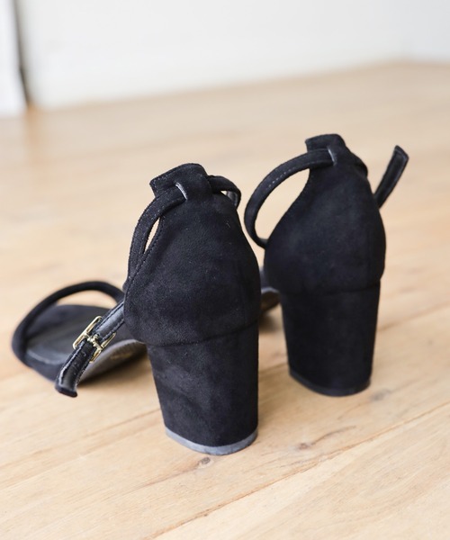 SESTO（セスト）の「6.5cmチャンキーヒールのワンストラップサンダル（サンダル・レディース・ネイビー/パイソン/アイボリー/ブラウン/パープル/レオパード/イエロー/シルバー/ブラック/グレイッシュベージュ・L/LL/SS/M/S/3L）」の18枚目の写真