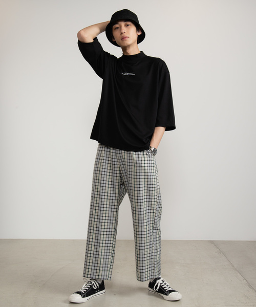 WEGO（ウィゴー）の「WEGO/ポンチモックネック5分袖Tシャツ（Tシャツ/カットソー・メンズ・ブラック/ホワイト・MEDIUM/LARGE）」の8枚目の写真