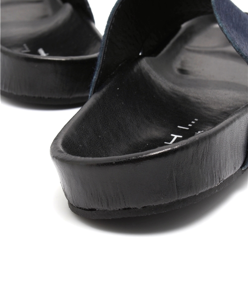 Ray BEAMS（レイビームス）の「MOHI / ヘアカーフ クロス サンダル（サンダル・レディース・レッド系その他/ネイビー・35/38/37/36）」の8枚目の写真